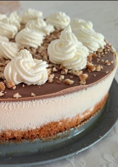 New Huzelnut Cream Cake
